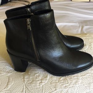 Black leather Ralph Lauren ankle boots